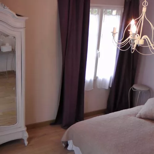 CHAMBRE DOUBLE OU TRIPLE